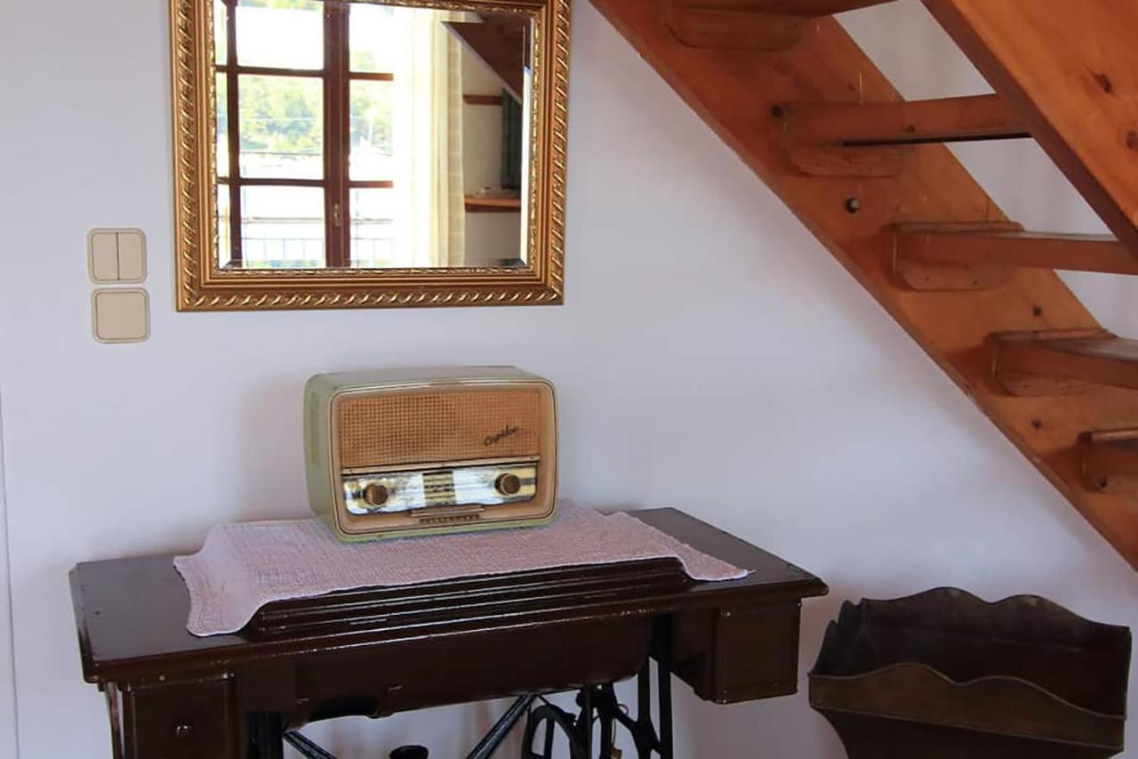 Sonia'S Apartment In Fiscardo Waterfront 费斯卡尔德宏 外观 照片